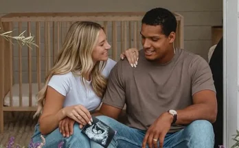 Allison Kuch and Isaac Rochell Reveal Their Daughter's Face on Her 1st Birthday – Video
