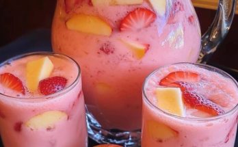 Agua de Frutas La Michoacana: A Refreshing and Flavorful Delight