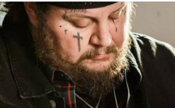 Country music world praying for Jelly Roll, Bunnie Xo