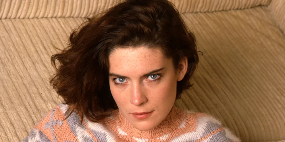 What 90s Star Lara Flynn Boyle Looks like Now – Her Transformation