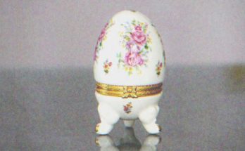 Husband Mocks Old Egg Wife Bought at Flea Market, so She Asked Him to Open It– Story of the Day