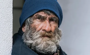 I Gave Shelter to a Homeless Man I Saw near the Dumpster – I Was Speechless When He Came Out of the Shower