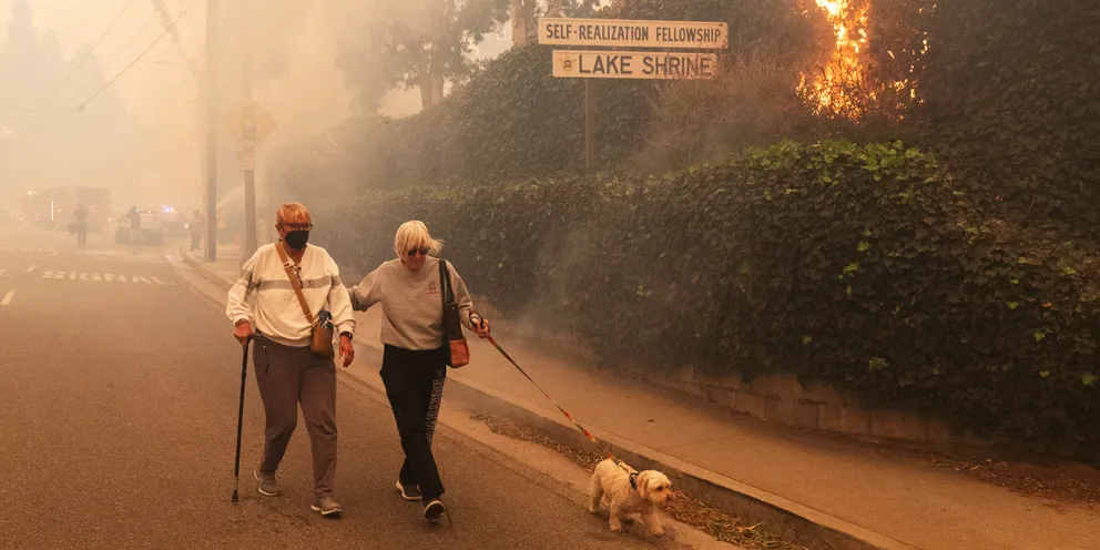 Palisades Fire in Los Angeles: Elderly Residents Evacuated with No Shoes on While the Worst Is Still 'Yet to Come'