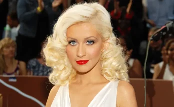 Christina Aguilera, 44, Sparks Fan Discussion After Her Appearance at 2025 Joy Awards in Saudi Arabia – Photos