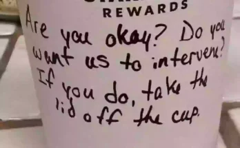 Starbucks barista praised for quick-thinking message on coffee cup to help young female customer