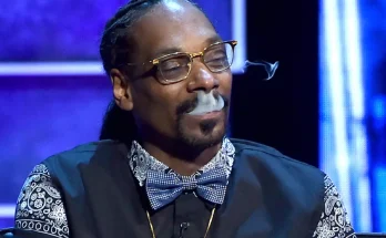 Snoop Dogg says there's only one person in the world who can outsmoke him