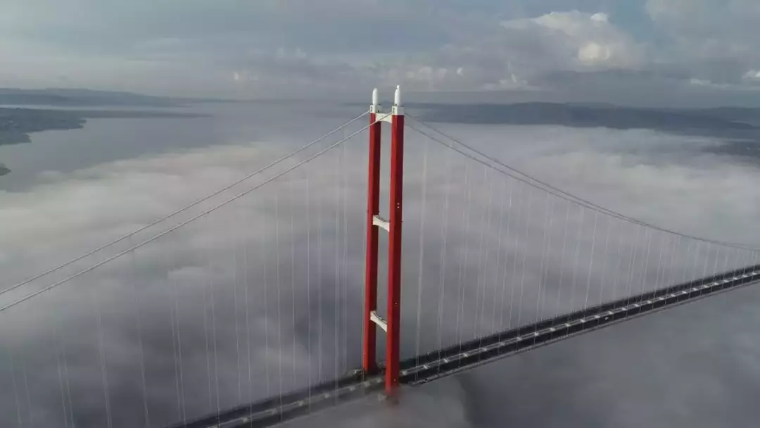 World's longest suspension bridge connects Europe to Asia and cuts travel time by 93%