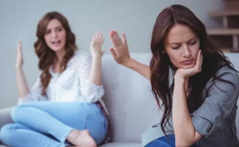 Physiologist shares 'subtle' signs that indicate you should no longer be friends with someone