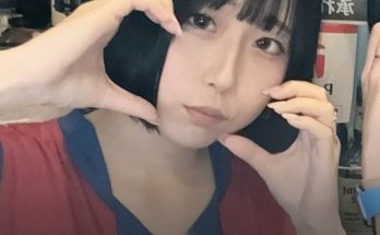 Influencer, 22, fatally stabbed while livestreaming