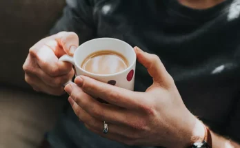 Doctor issues stark warning to anyone who 'drinks even one cup of tea'