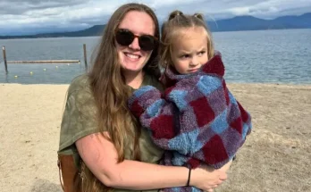 Woman Takes Final Photo Of Granddaughter Just Minutes Before She Is Pronounced Dead
